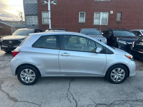 Used 2014 Toyota Yaris LE image 4