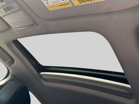 Used 2022 Honda CR-V EX image 18