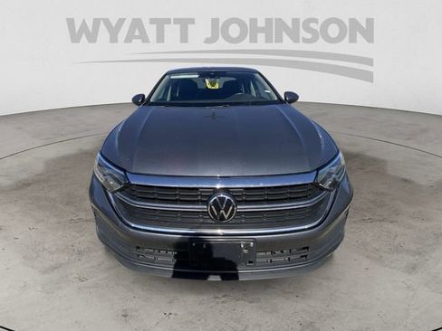 Used 2024 Volkswagen Jetta SE FWD image 14