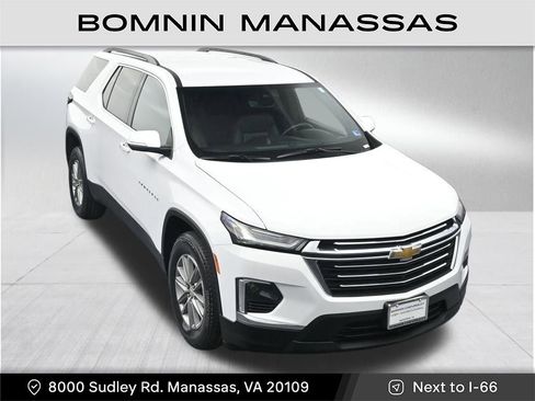 Used 2023 Chevrolet Traverse LT w/ Rear Camera Mirror Package AWD/4WD image 29