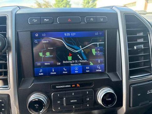 Used 2020 Ford F150 Lariat w/ Equipment Group 502A Luxury AWD/4WD image 15