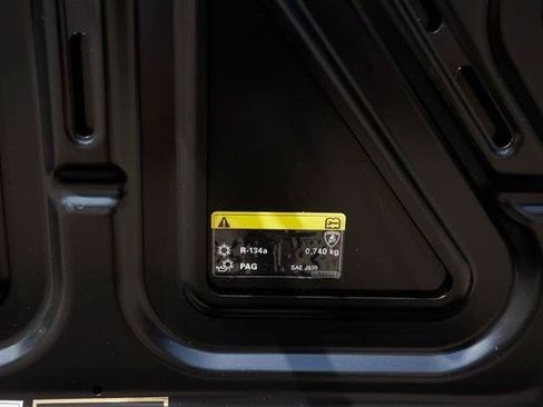 Used 2018 Lamborghini Huracan LP 610-4 AWD/4WD image 32