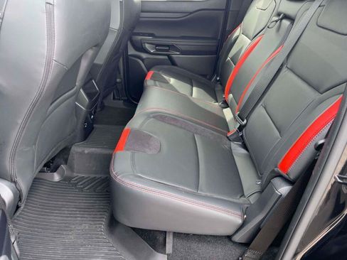 Used 2025 Ford Ranger Raptor AWD/4WD image 17
