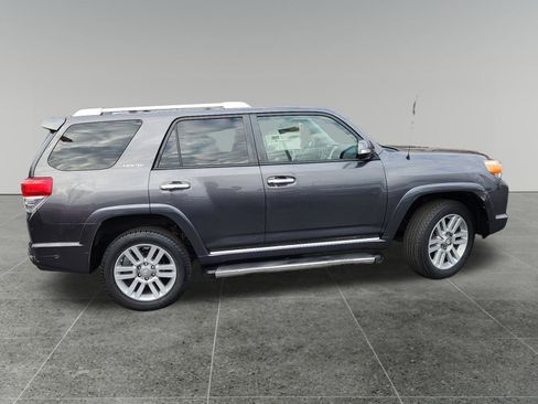 Used 2011 Toyota 4Runner SR5 image 4