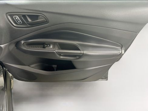 Used 2018 Ford Escape S FWD image 29