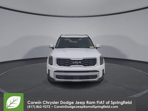 Used 2025 Kia Telluride S FWD image 5