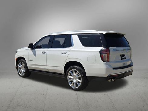 Used 2024 Chevrolet Tahoe High Country w/ Premium Package AWD/4WD image 4