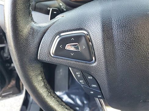 Used 2017 Lincoln MKC Premiere image 20