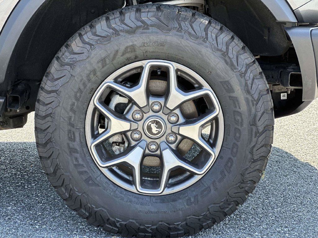 Used 2025 Ford Bronco Badlands AWD/4WD image 7