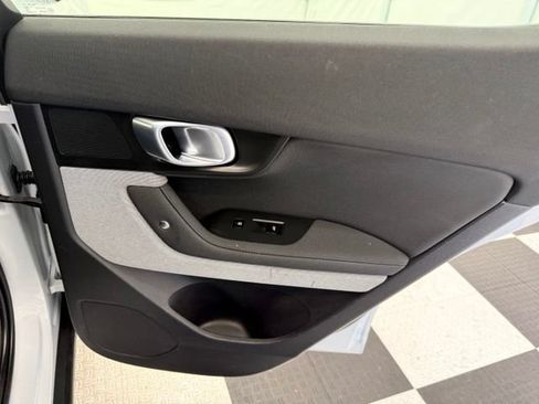 Used 2023 Polestar Polestar 2 AWD/4WD image 27