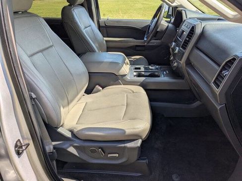 Used 2018 Ford Expedition Max XLT w/ Equipment Group 201A image 37