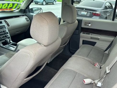 Used 2011 Ford Flex SEL w/ Rapid Spec Order Code image 18