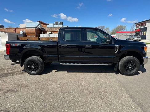 Used 2017 Ford F250 XLT w/ XLT Value Package AWD/4WD image 6