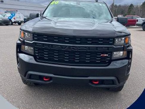 Used 2020 Chevrolet Silverado 1500 Custom Trail Boss w/ Custom Convenience Package AWD/4WD image 1