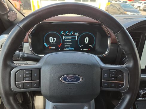 Used 2022 Ford F150 Lariat AWD/4WD image 4