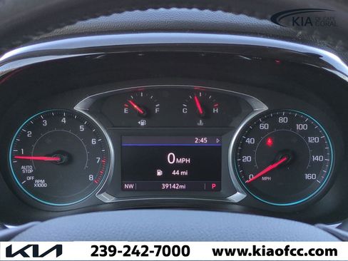 Used 2021 Chevrolet Traverse LT image 29