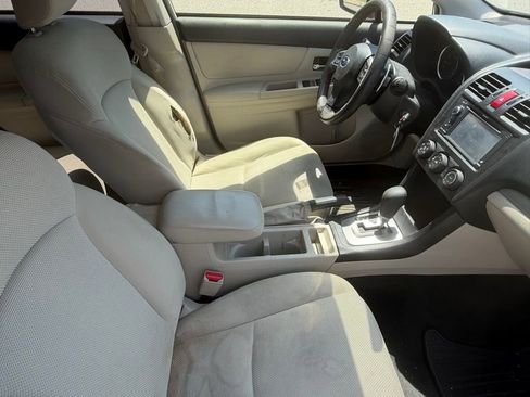 Used 2014 Subaru Crosstrek 2.0i Premium AWD/4WD image 16