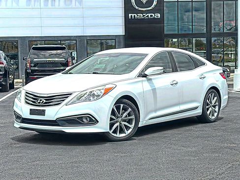 Used 2017 Hyundai Azera FWD image 2
