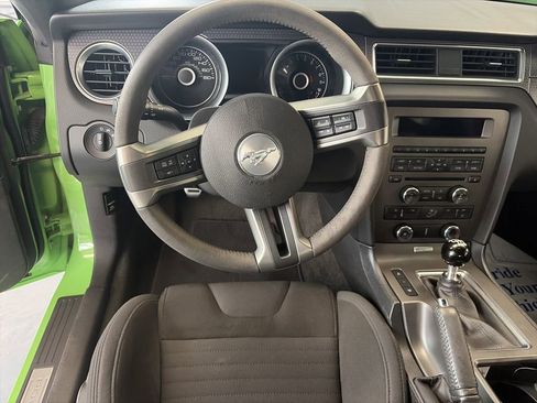 Used 2013 Ford Mustang Boss 302 w/ Boss 302 Accessory Pkg RWD image 14