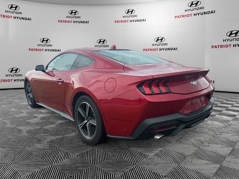Used 2024 Ford Mustang Coupe RWD image 5