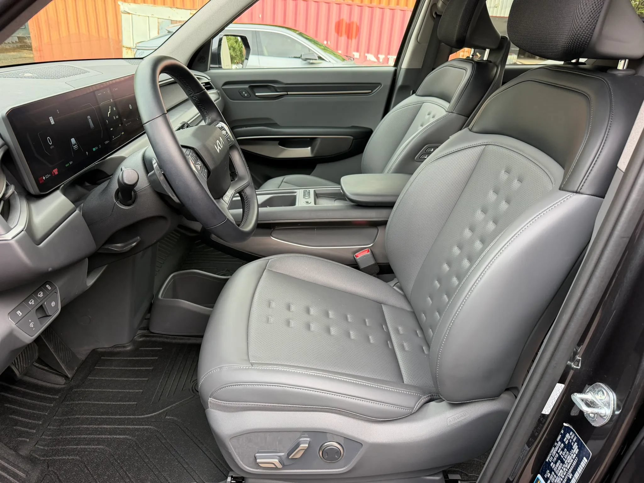 Used 2024 Kia EV9 Wind AWD/4WD image 15