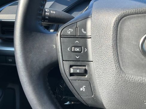 Used 2025 Toyota Prius LE FWD image 22