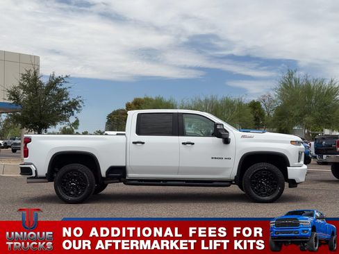 Used 2022 Chevrolet Silverado 3500 LT w/ All Star Edition AWD/4WD image 4