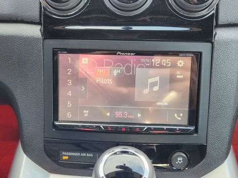 Used 2009 Saturn Sky Red Line image 20