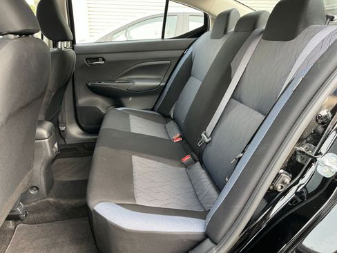 Used 2025 Nissan Versa SV image 25