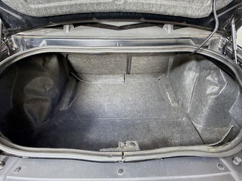 Used 2017 Dodge Challenger R/T Plus image 33