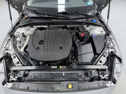 Used 2025 Volvo S60 B5 Core image 15