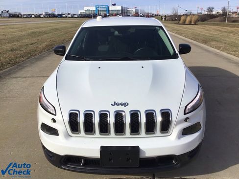 Used 2017 Jeep Cherokee Sport w/ Safety Group image 11