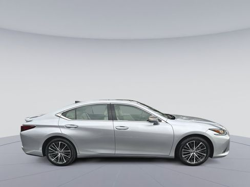 Used 2023 Lexus ES 350 w/ Accessory Package (Z1) image 33