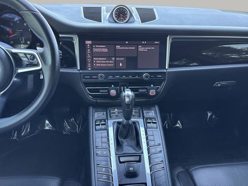 Used 2019 Porsche Macan image 15