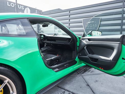 Used 2023 Porsche 911 GT3 image 25