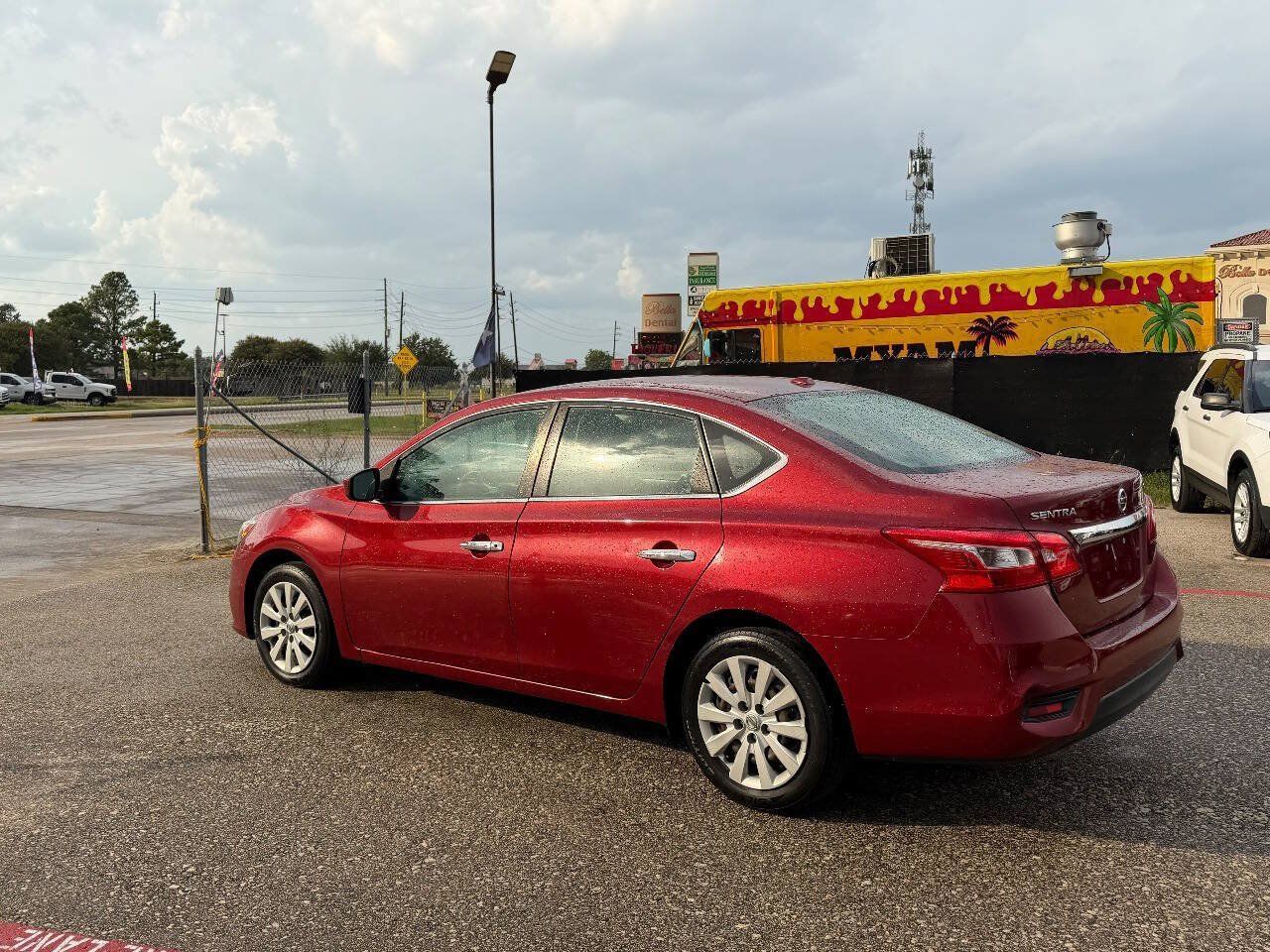 Used 2017 Nissan Sentra SV FWD image 26