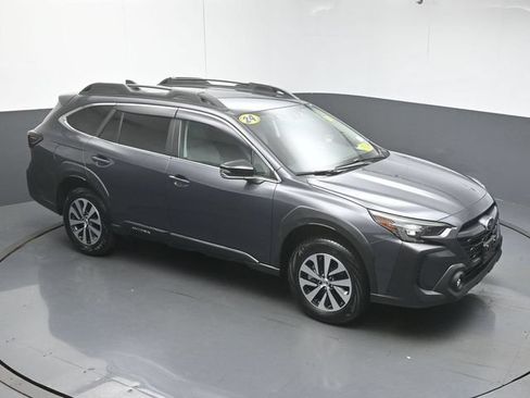 Used 2024 Subaru Outback Premium AWD/4WD image 40