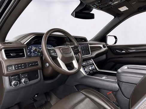 Used 2023 GMC Yukon Denali AWD/4WD image 11