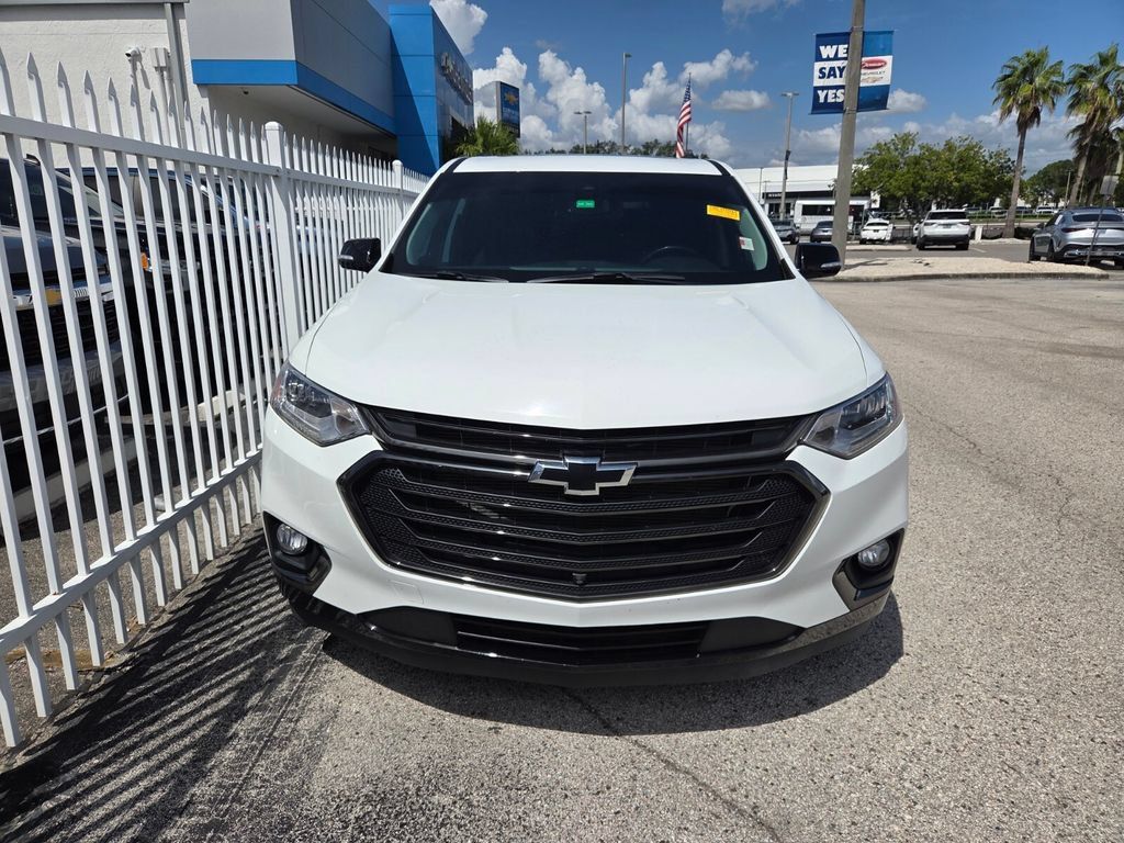 Used 2020 Chevrolet Traverse Premier w/ Redline Edition FWD image 2