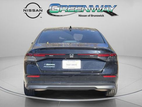 Used 2023 Honda Accord EX image 6