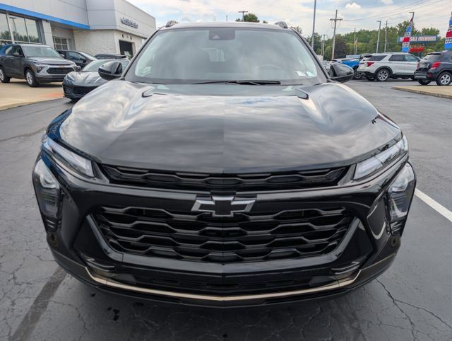 Used 2025 Chevrolet Trax ACTIV w/ Driver Confidence Package FWD image 8