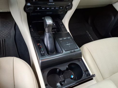 Used 2022 Lexus GX 460 Premium w/ Premium Plus Package AWD/4WD image 9