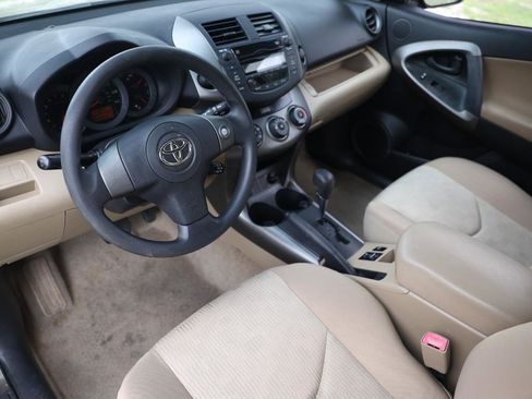 Used 2010 Toyota RAV4 2WD image 4
