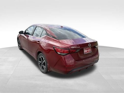 Used 2024 Nissan Sentra SV FWD image 5