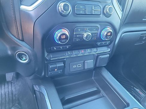 Used 2021 GMC Sierra 1500 AT4 image 22