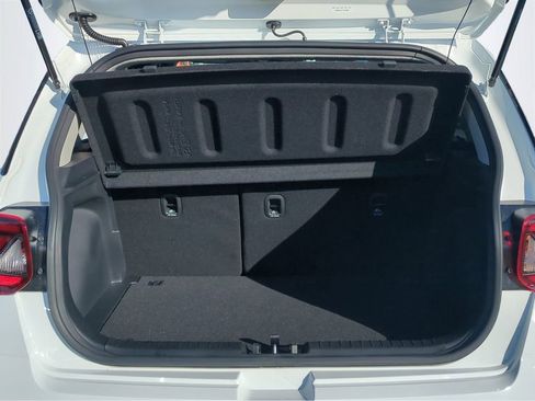 New 2026 Hyundai Venue SEL image 14