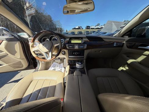 Used 2012 Mercedes-Benz CLS 550 4MATIC image 30