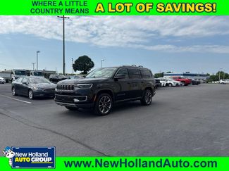 Used 2022 Jeep Wagoneer Series III w/ Premium Group I AWD/4WD video 1