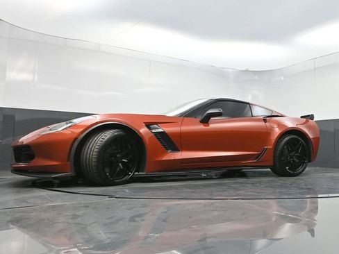 Used 2016 Chevrolet Corvette Z06 w/ 2LZ Preferred Equipment Group image 32