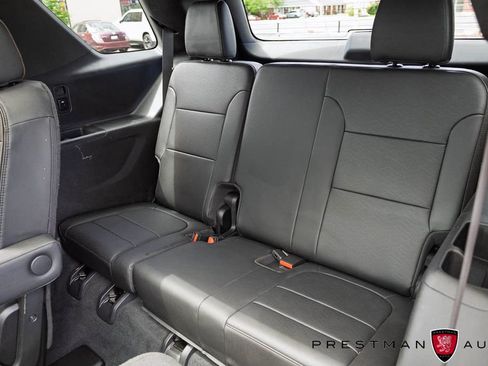 Used 2022 Chevrolet Traverse High Country w/ LPO, Floor Liner Package AWD/4WD image 44